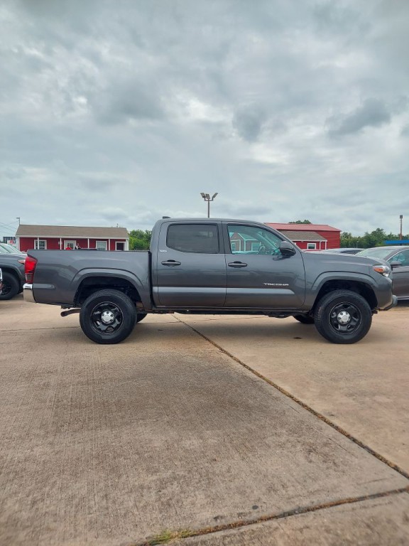 2021 Toyota Tacoma Image 4