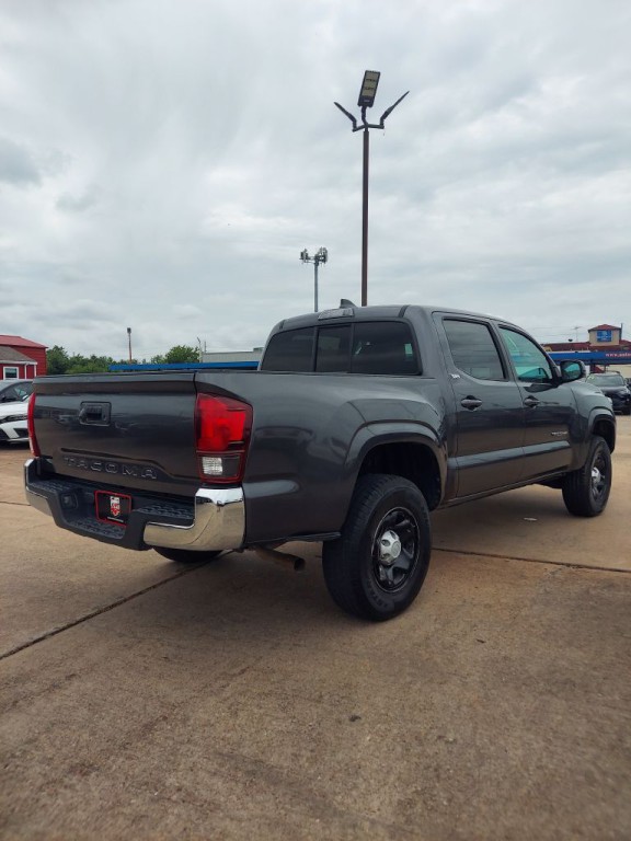 2021 Toyota Tacoma Image 5