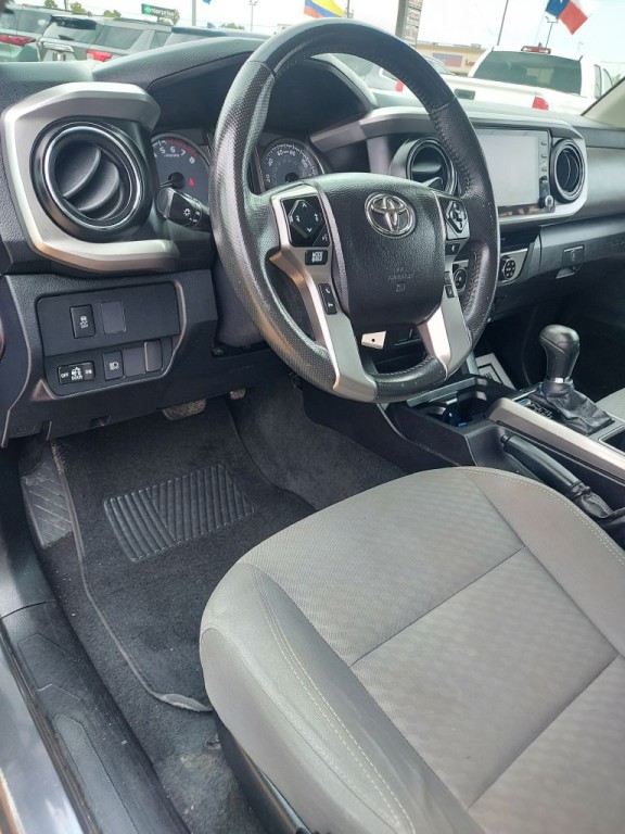 2021 Toyota Tacoma Image 16