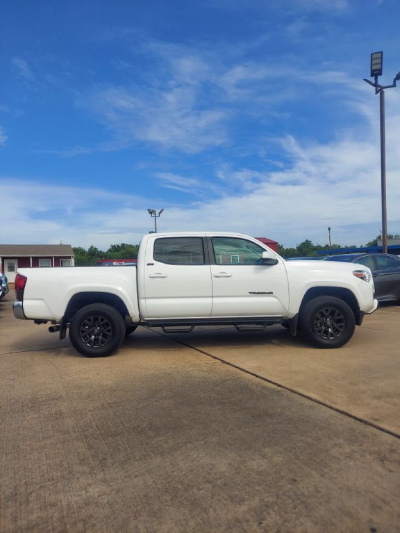 2021 Toyota Tacoma Image 4