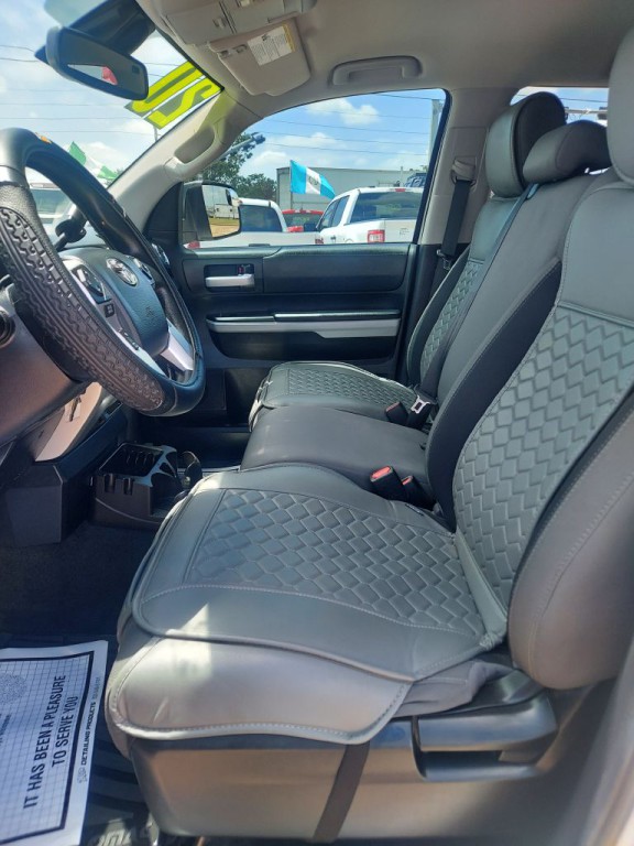 2020 Toyota Tundra Image 9