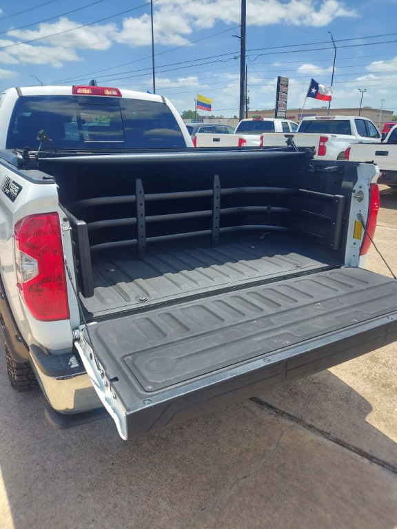 2020 Toyota Tundra Image 18