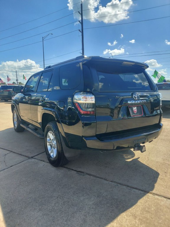 2021 Toyota 4Runner Image 7