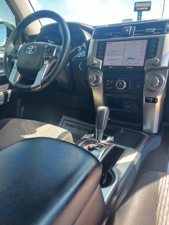 2021 Toyota 4Runner Image 13