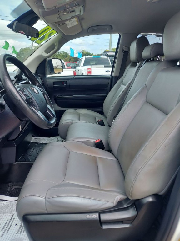 2020 Toyota Tundra Image 9