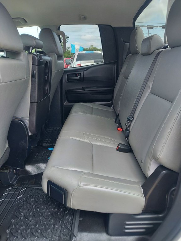 2020 Toyota Tundra Image 10