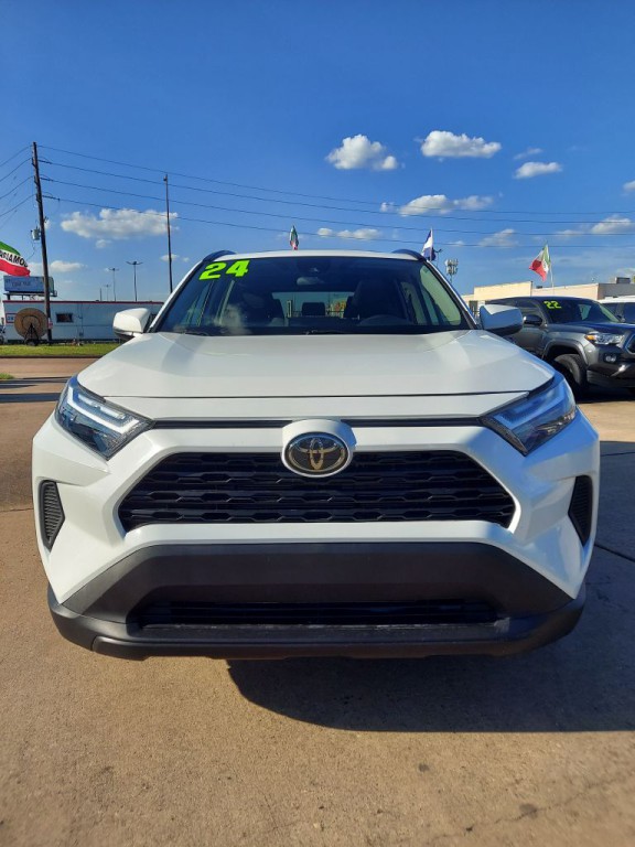 2024 Toyota Rav4 Image 2