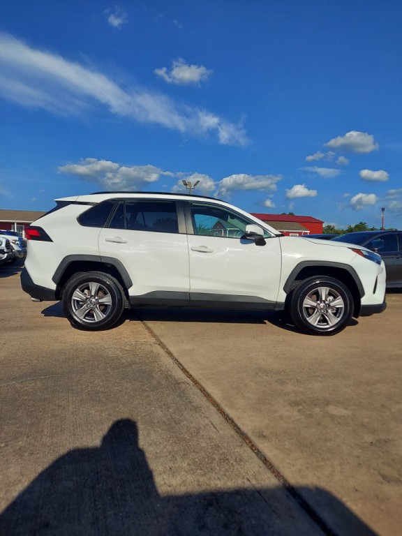 2024 Toyota Rav4 Image 4