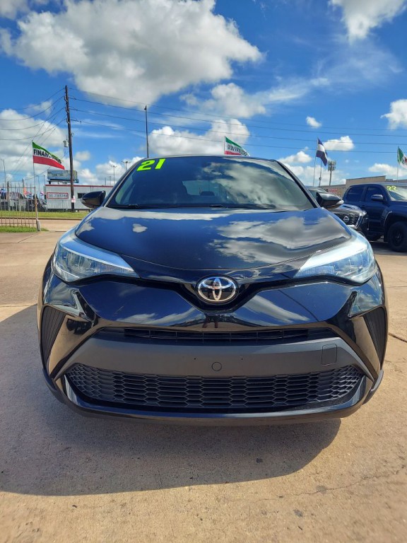 2021 Toyota C-HR Image 2