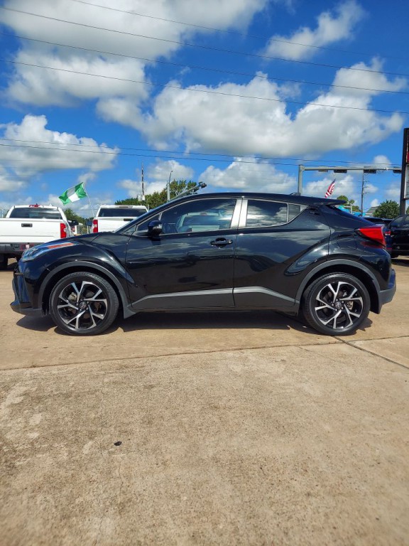 2021 Toyota C-HR Image 8