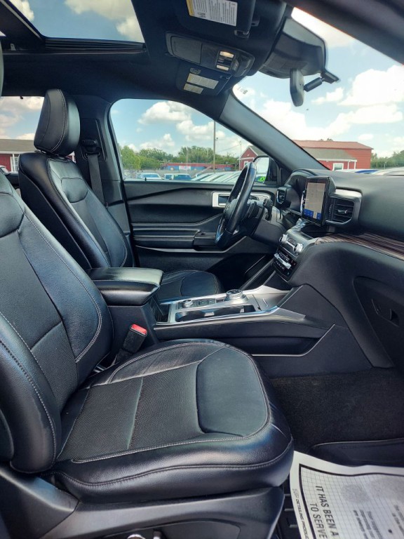 2020 Ford Explorer Image 12