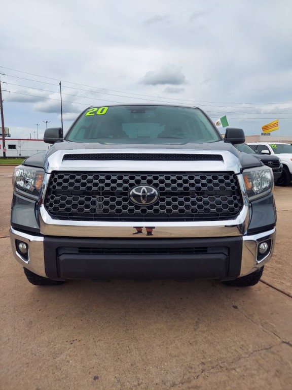2020 Toyota Tundra Image 2