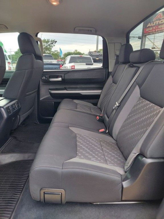 2020 Toyota Tundra Image 10