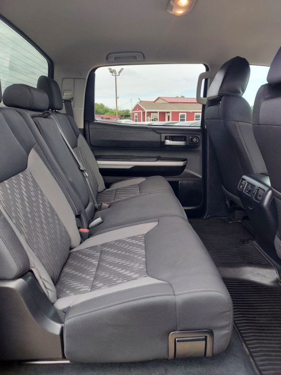 2020 Toyota Tundra Image 12
