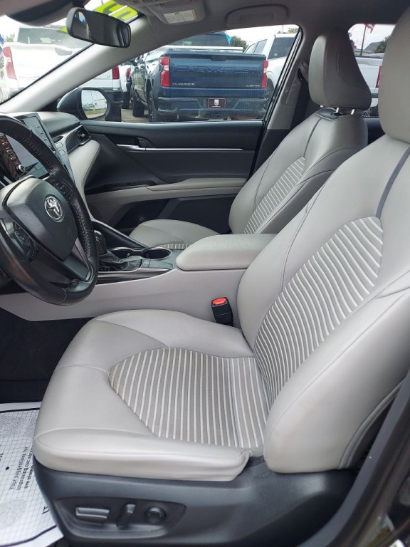 2022 Toyota Camry Image 9