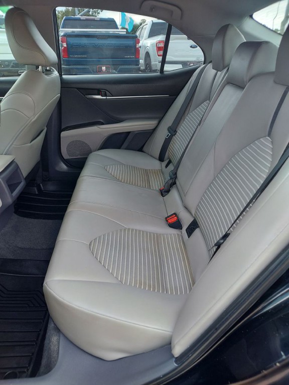 2022 Toyota Camry Image 10