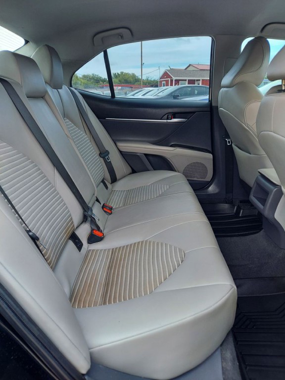 2022 Toyota Camry Image 12