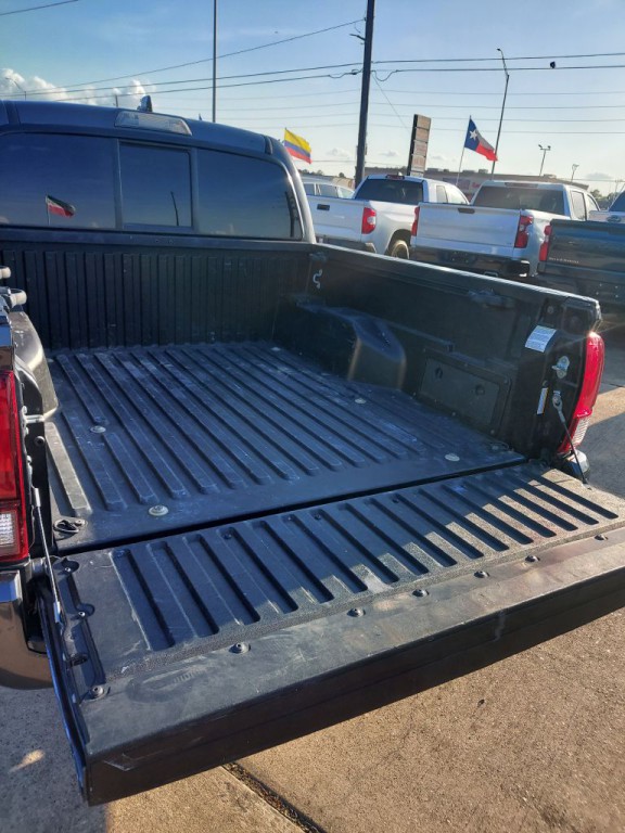 2021 Toyota Tacoma Image 18