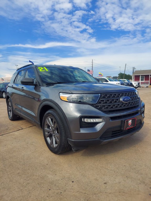 2021 Ford Explorer Image 3