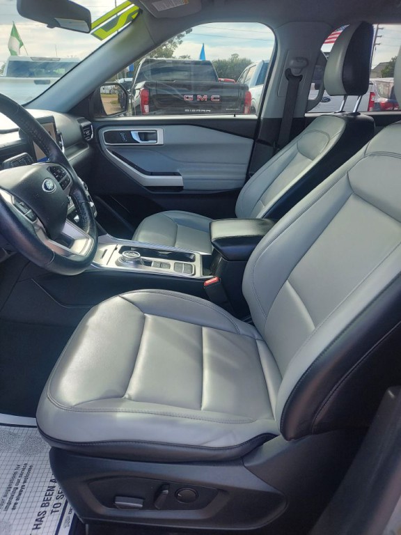 2021 Ford Explorer Image 9