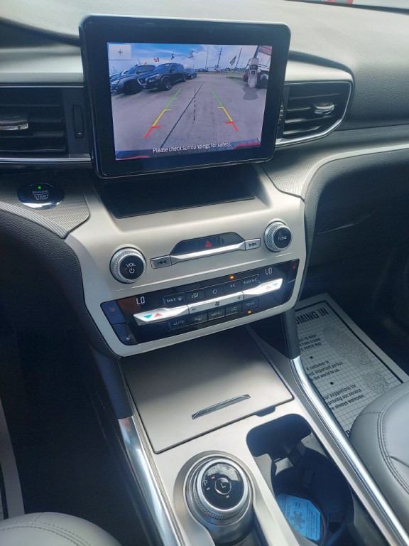 2021 Ford Explorer Image 16