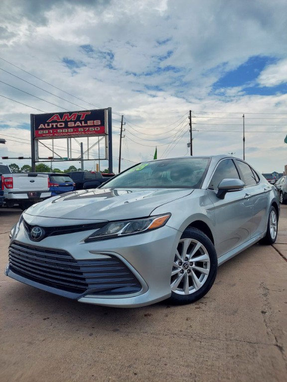 2023 Toyota Camry Image 1