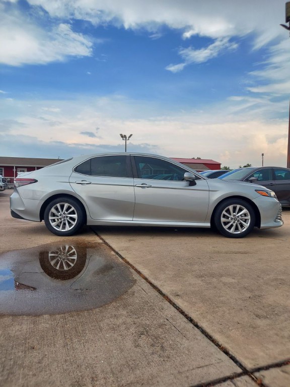 2023 Toyota Camry Image 4