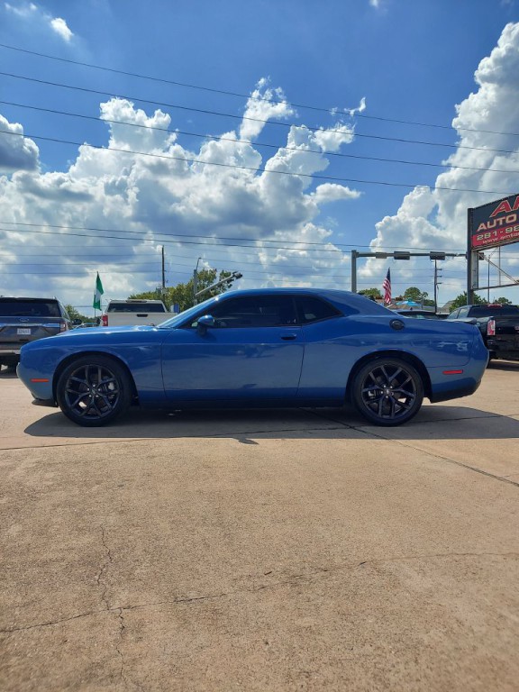 2022 Dodge Challenger Image 8