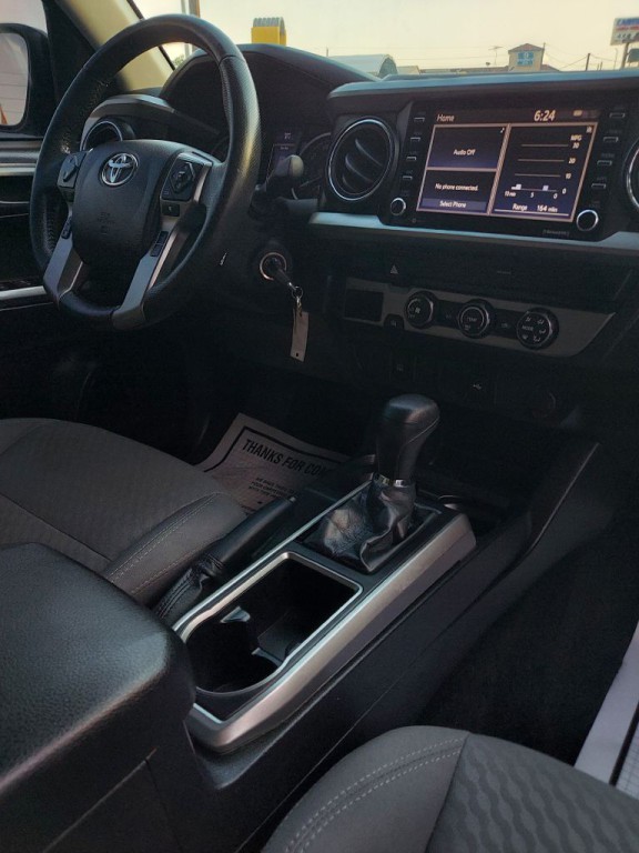 2021 Toyota Tacoma Image 13