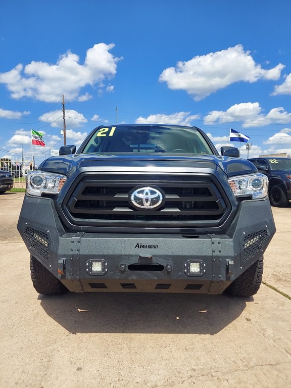 2021 Toyota Tacoma Image 2