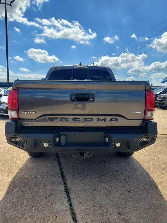 2021 Toyota Tacoma Image 6