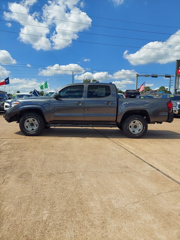 2021 Toyota Tacoma Image 8