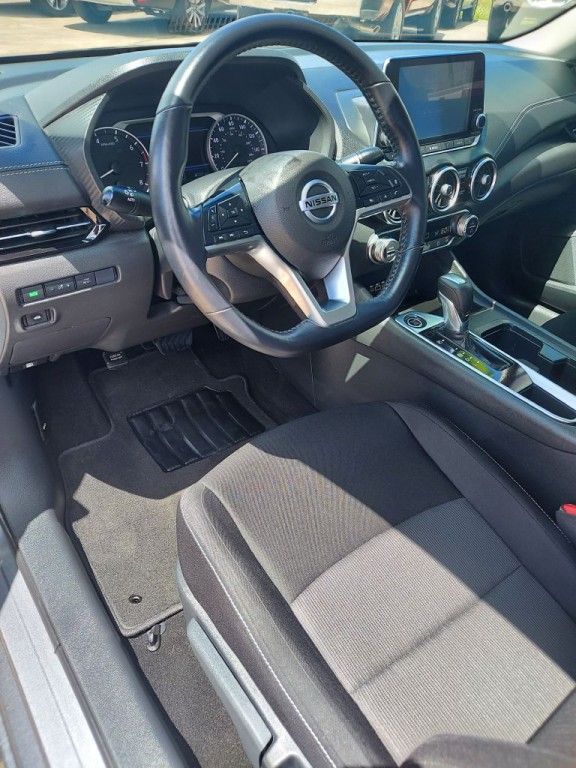 2020 Nissan Sentra Image 16