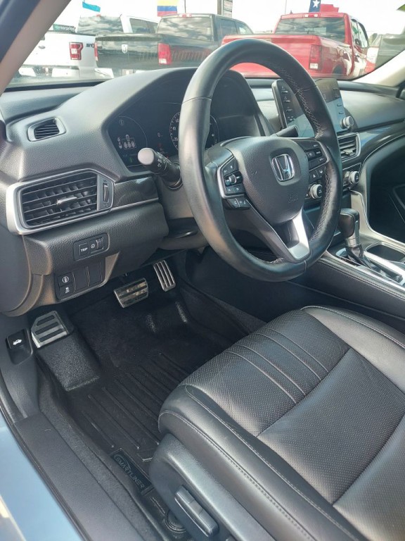 2021 Honda Accord Image 16
