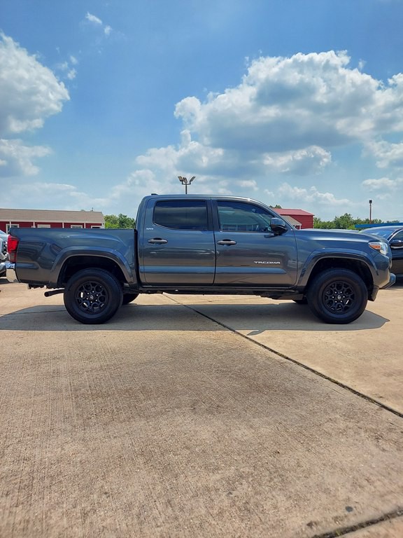 2020 Toyota Tacoma Image 4