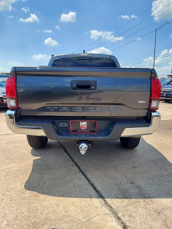 2020 Toyota Tacoma Image 6