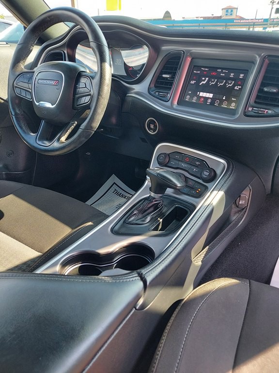 2022 Dodge Challenger Image 13