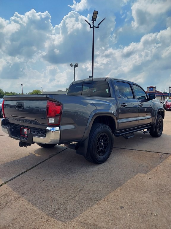 2021 Toyota Tacoma Image 5