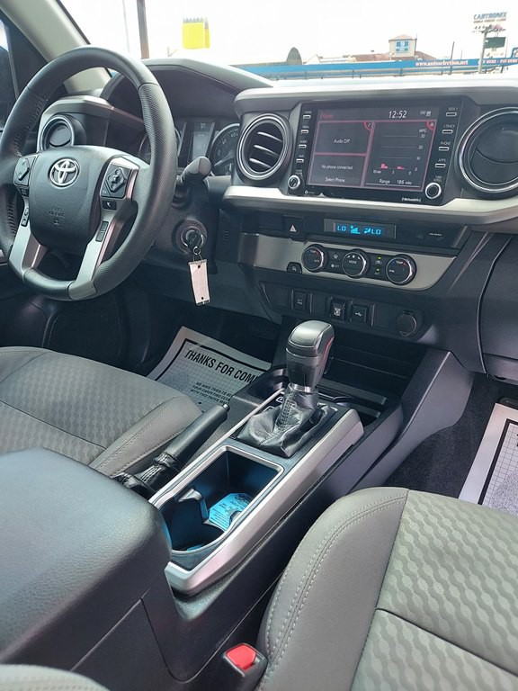 2021 Toyota Tacoma Image 13