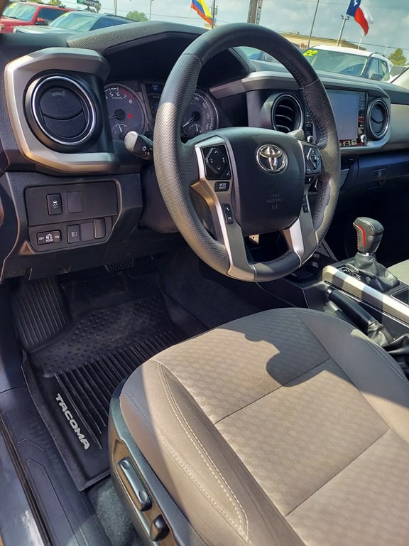 2021 Toyota Tacoma Image 16
