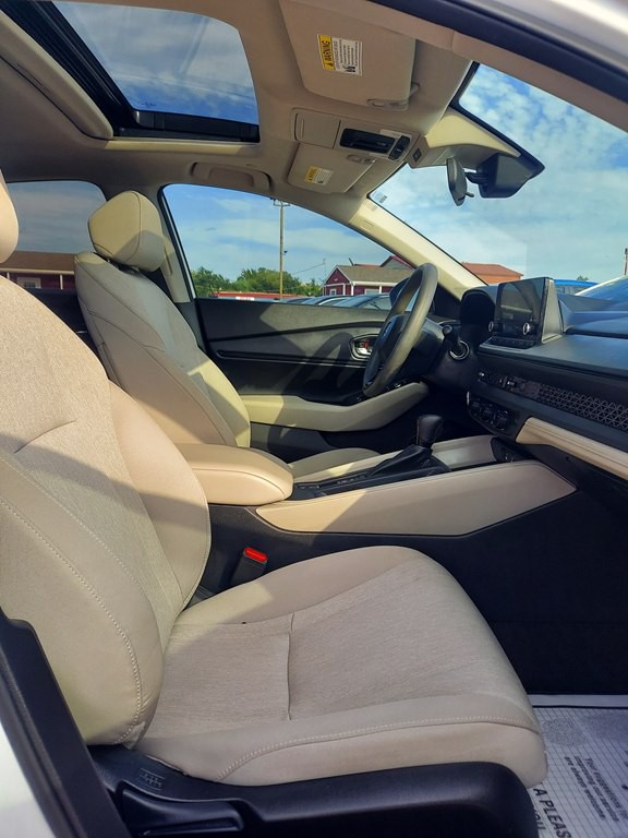 2023 Honda Accord Image 11