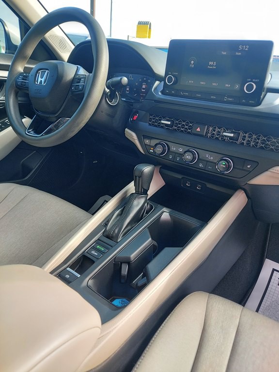 2023 Honda Accord Image 14