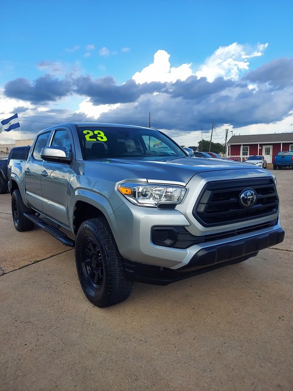 2023 Toyota Tacoma Image 3