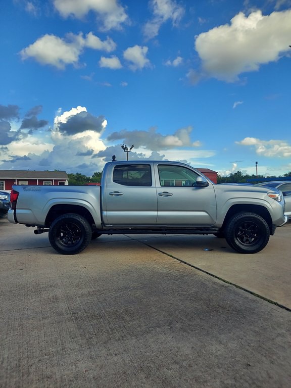2023 Toyota Tacoma Image 4
