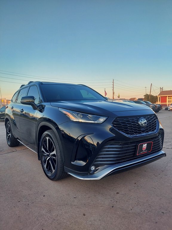 2021 Toyota Highlander Image 3