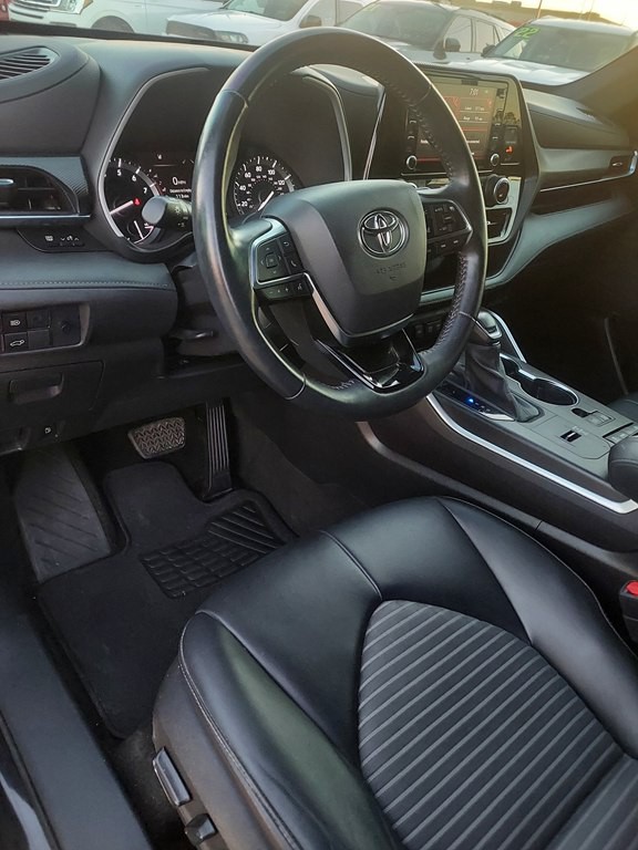 2021 Toyota Highlander Image 21