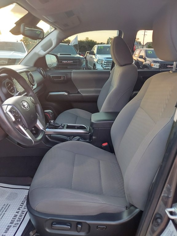 2023 Toyota Tacoma Image 9