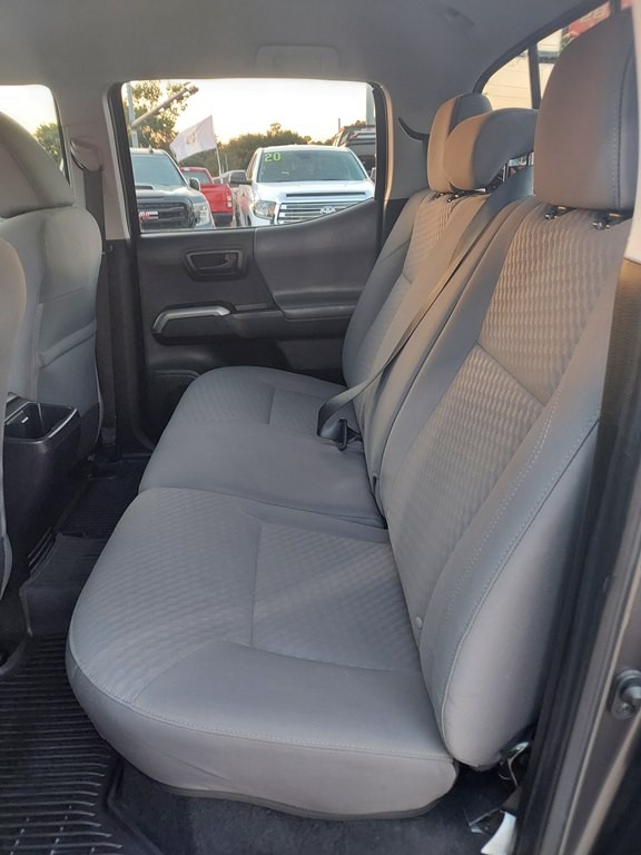 2023 Toyota Tacoma Image 10