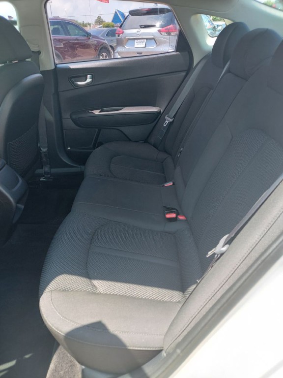 2020 Kia Optima Image 10