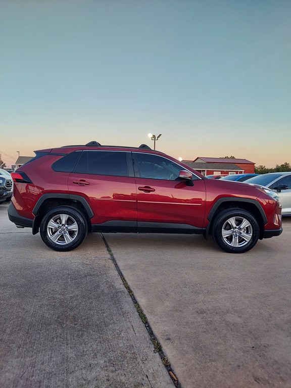 2023 Toyota Rav4 Image 4